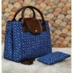 Women's Trendy Handbags & Clutches