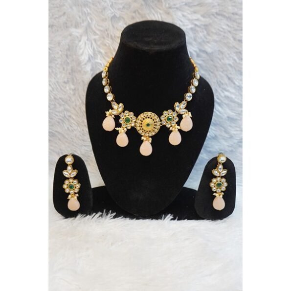 Women Antic Gold-Plated Choker Jewellery Set