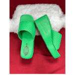 Women's Green Comfortable And Stylish Wedge Sandals