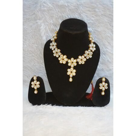 Gold Floral Design Jewellery Set