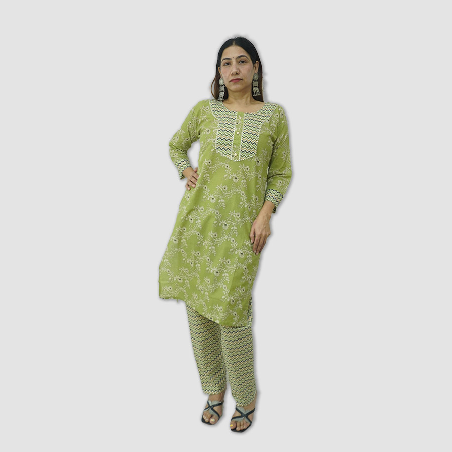 Embroidered Kurti Set For Women’s
