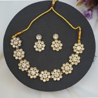 Gold-Plated Flower Necklace Set