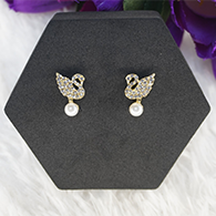 Gold-plated Swan Design With Premium Stone Earrings