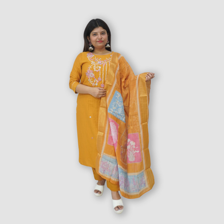 Women's Ethnic Kurti Set
