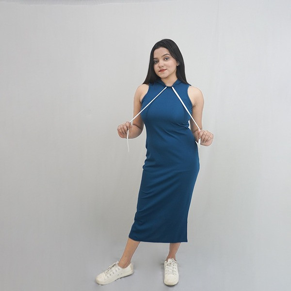 Women’s Casual Sleeve Less Hooded Dress