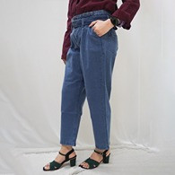 Women’s Loose Fitted Denim Jeans