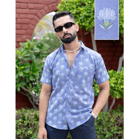 Men's Attractive Cotton Casual Vouge Half Sleeve Shirts By AV Collections